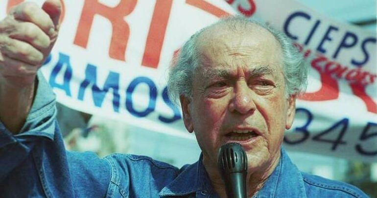 Por Disparada: Esclarecendo a população: 40 anos dos Tijolaços